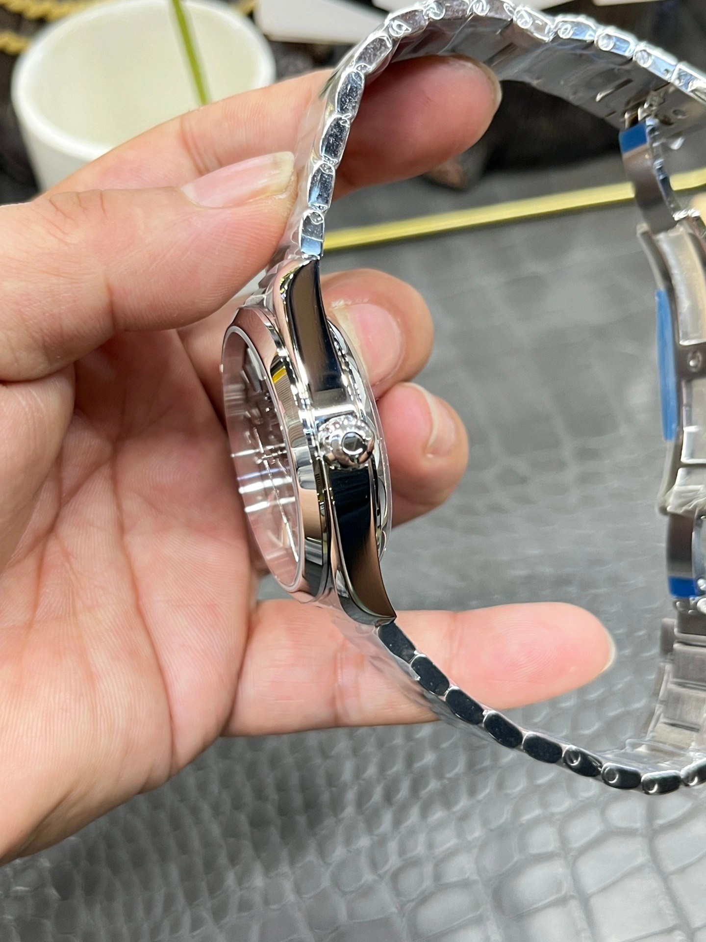 CBD Factory Omega Seamaster Aqua Terra 150M 41mm Black Lacquer Dial (220.10.41.21.01.002) 1:1 Super Clone – DD8900 Movement Stretchable 258